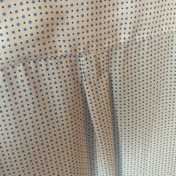 Banana Republic Button Up Collar Shirt - pattern Polka Dot - casual or office - - Picture 8 of 11